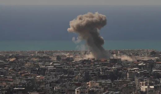 पश्चिम एशिया संघर्ष- शांति वार्ता के दावों के बावजूद थम नहीं रहे हमले, ईरान के कई शहरों में हुए धमाके