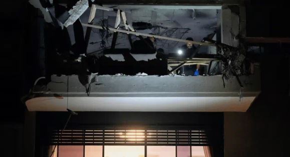 पश्चिम एशिया संघर्ष- नहीं थम रहा पश्चिम एशिया में हिंसक संघर्ष,मिसाइल-ड्रोन हमले की कोशिशें, लेबनान में इस्राइली एयरस्ट्राइक से दो की मौत 