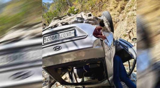 नरेंद्रनगर-रानीपोखरी मार्ग पर कार 70 मीटर गहरी खाई में जा गिरी, हादसे में पूर्व फौजी की मौत