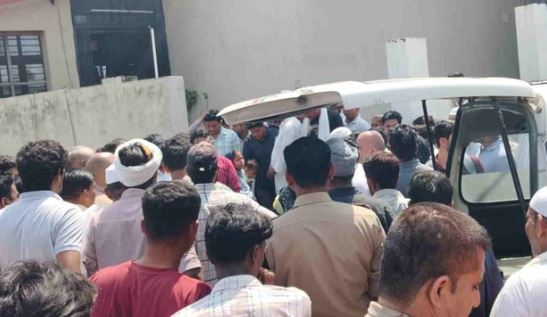 हरिद्वार- धनौरी बाजार में सड़क हादसा, ट्रैक्टर-ट्रॉली की चपेट में आने से बाइक सवार महिला की मौत