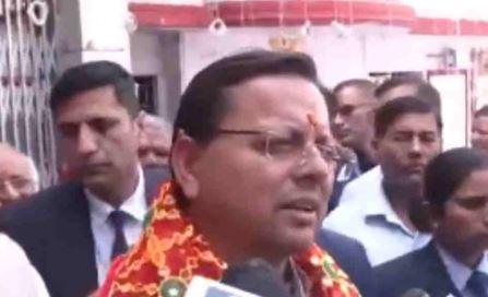 देहरादून- सामूहिक कन्या पूजन में पहुंचे CM, बोले-बेटियों के प्रति हमारे समर्पण, भावनाओं को दर्शाता है पर्व