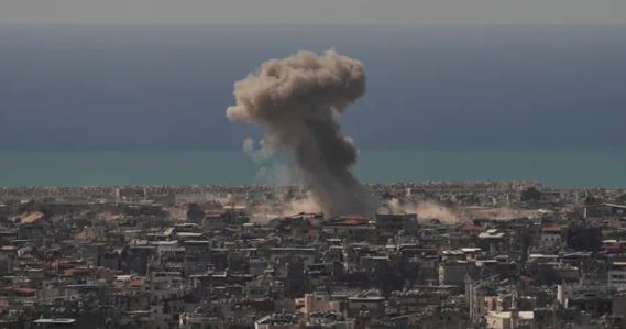 पश्चिम एशिया संघर्ष- ईरान ने डिएगो गार्सिया बेस पर दागी बैलिस्टिक मिसाइल, बगदाद एयरपोर्ट के पास धमाके