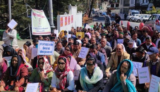 हिमाचल- राजकीय प्राथमिक शिक्षक संघ का सुक्खू सरकार के खिलाफ हल्ला बोल, हर जिले में विरोध प्रदर्शन