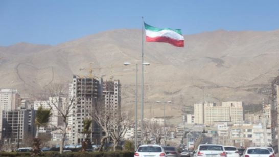 UP: ईरान और इस्राइल-अमेरिका के बीच युद्ध, 500 करोड़ से ज्यादा का माल और 40 लाख का कुल्फी का रुका ऑर्डर