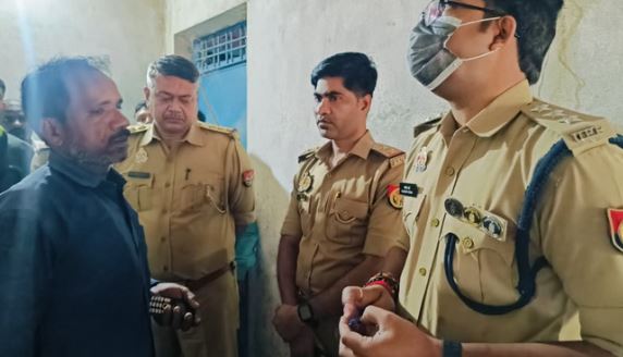 एक परिवार के 3 लोगों ने खाया जहर, मां-बेटे की मौत, पिता अस्पताल में भर्ती