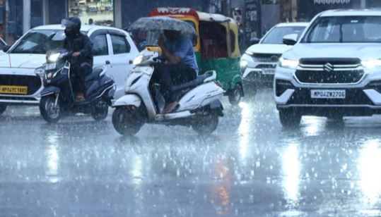 Weather: मौसम ने मध्य प्रदेश में बदली करवट, इन 34 जिलों में अलर्ट; ओले-बारिश और तेज आंधी का खतरा