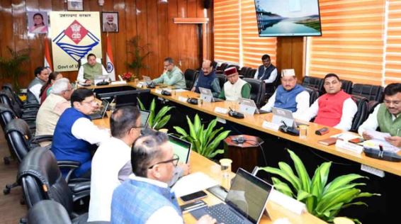 देहरादून- कैबिनेट विस्तार के बाद मंत्रिमंडल की हुई पहली बैठक, वीर उद्यमी योजना सहित 16 प्रस्तावों पर लगी मुहर