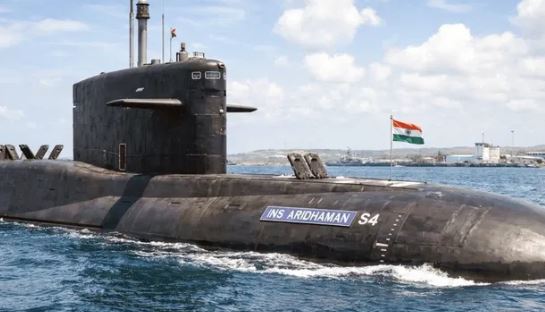 आईएनएस अरिदमन नौसेना में शामिल, स्वदेशी पनडुब्बी से बढ़ी ताकत, रक्षा मंत्री बोले- शब्द नहीं शक्ति है, ‘अरिदमन’
