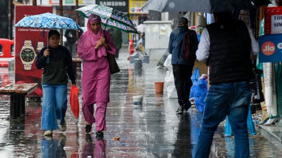 Weather- पश्चिमी विक्षोभ दिखाएगा असर, उत्तर भारत में चार से 5 दिन तेज हवाएं और हल्की बारिश के आसार