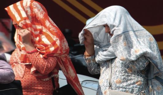 देहरादून- आज भीषण गर्मी का अलर्ट, सभी सरकारी और निजी स्कूल रहेंगे बंद, DM ने जारी किया आदेश