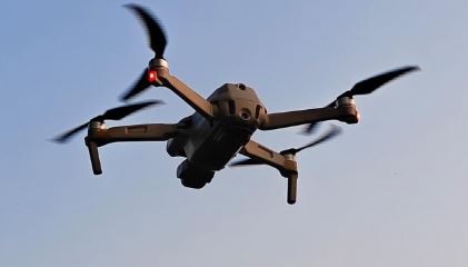 पाकिस्तानी तस्कर जीरो लाइन से 20 किलोमीटर तक ड्रोन से पहुंचा रहे हेरोइन, हरकत में आई सुरक्षा एजेंसियां