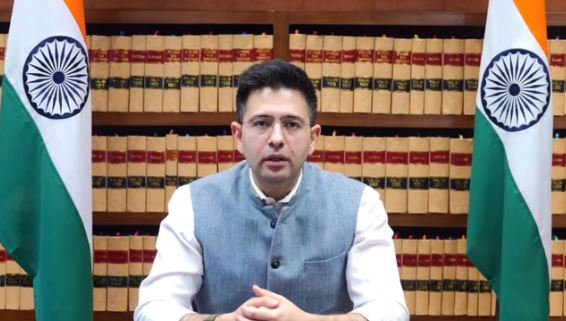 राघव चड्ढा के इस्तीफे से आम आदमी पार्टी में सियासी भूचाल