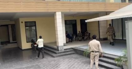 पंजाब में ED और बंगाल में आयकर की छापेमारी,कैबिनेट मंत्री संजीव अरोड़ा के ठिकानों पर दबिश, जमीन सौदों में हेरफेर का आरोप