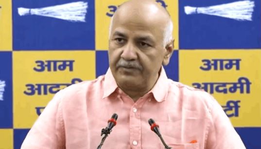 केजरीवाल के बाद आप नेता सिसोदिया ने जस्टिस स्वर्ण कांता को चिट्ठी लिखी, हाईकोर्ट में पेश नहीं होंगे आप नेता