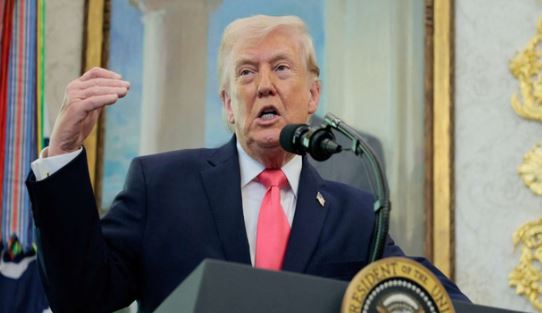 तेहरान पर हमले में कई ईरानी अधिकारी मारे गए’, धमकियों के बाद ट्रंप का एक और बड़ा दावा, समझिए कैसे बढ़ी चिंता?