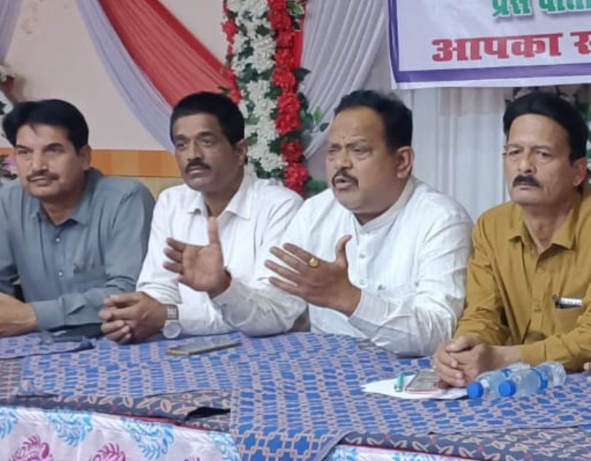 U.P. teachers to stage April 4 protest in Delhi,against mandatory TET requirement