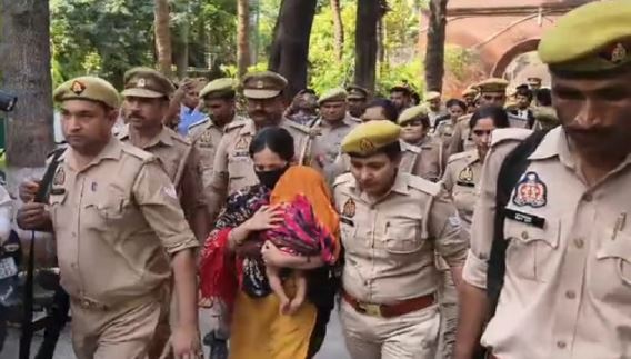 सौरभ हत्याकांड: कोर्ट में बोली मुस्कान- न मैंने नीला ड्रम खरीदा और न बेहोश करने वाली दवा