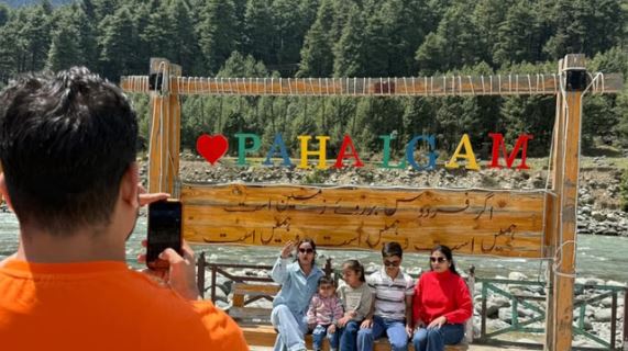 आज पहलगाम हमले की पहली बरसी,कश्मीर में कड़ी सुरक्षा, पर्यटन स्थल और संवेदनशील इलाकों से लेकर LOC तक सतर्कता