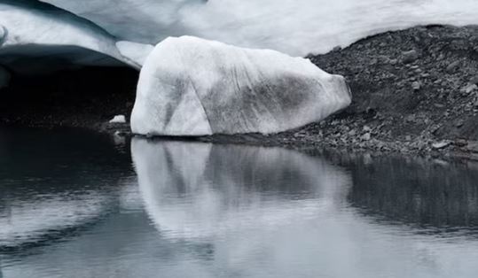 चिंताजनक: हर साल पिघल रही 1,390 करोड़ टन बर्फ, जल सुरक्षा पर संकट,; तेजी से खाली होते चले जा रहे एशिया के हिम जल भंडार