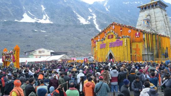 केदारनाथ धाम- मंदिर के चारों ओर 7 फीट ऊंचे बैरिकेड्स लगाने की तैयारी, रील वालों पर कसेगा शिकंजा