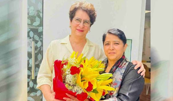 देहरादून- कांग्रेस प्रदेश अध्यक्ष ज्योति रौतेला ने की प्रियंका गांधी से की मुलाकात, चुनाव रणनीति पर चर्चा