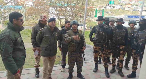 बदरीनाथ धाम- धाम में चलाया गया सुरक्षा अभियान, संभावित खतरे से निपटने की तैयारी