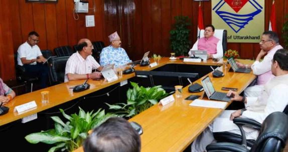 देहरादून – वन दरोगा भर्ती में बड़ी राहत, जंगलों की सीमा पर भी होगा शहद उत्पादन, पढ़ें अन्य फैसले…