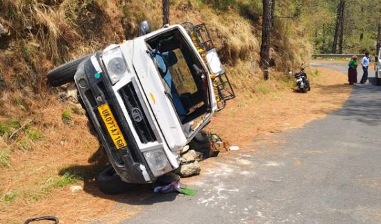 टिहरी Accident: मुलगढ़ धमातोली मोटर मार्ग पर पलटी सुमो, नवविवाहिता गंभीर घायल, एम्स ऋषिकेश रेफर