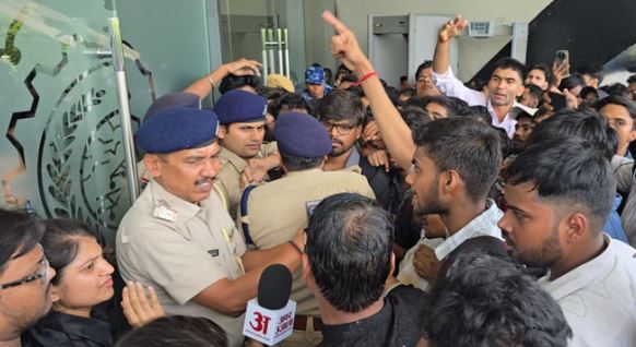 Bihar-: बिहार एआई समिट कार्यक्रम में खूब हुआ हंगामा, युवाओं को इस बात से थी नाराजगी