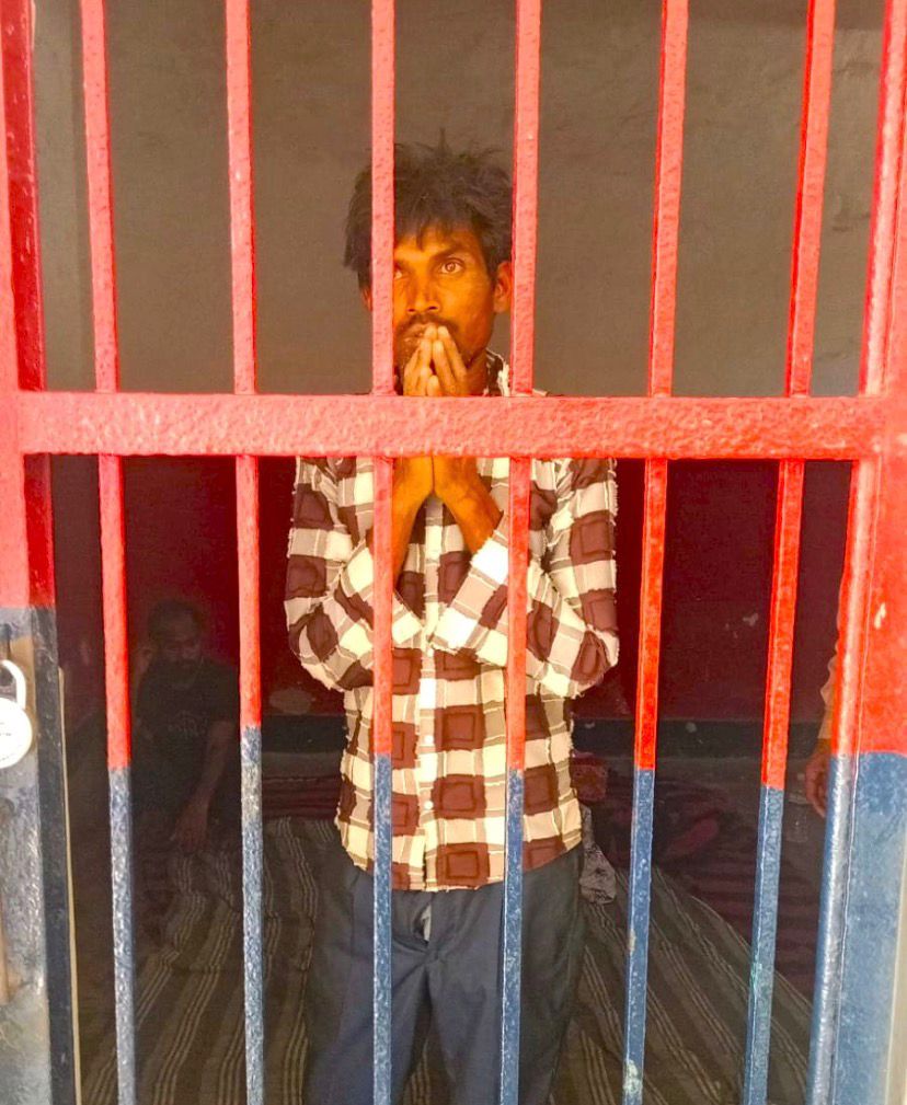 शाहजहांपुर- अंबेडकर की प्रतिमा को अपमान जनक माला पहनाने वाला आरोपी