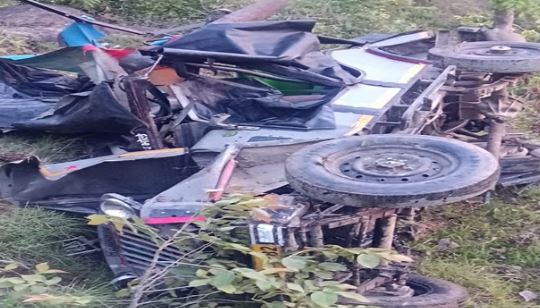 पिथौरागढ़- मेंहदी कार्यक्रम से लौट रही जीप खाई में गिरी, एक की मौत,3 घायल