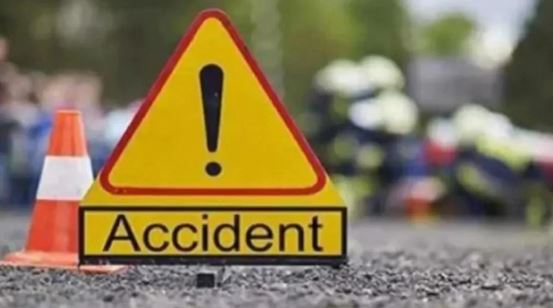 Himachal-: मंडी में शिकारी देवी मंदिर के पास हादसा, गहरी खाई में गिरी कार, 2 की मौत, दो घायल
