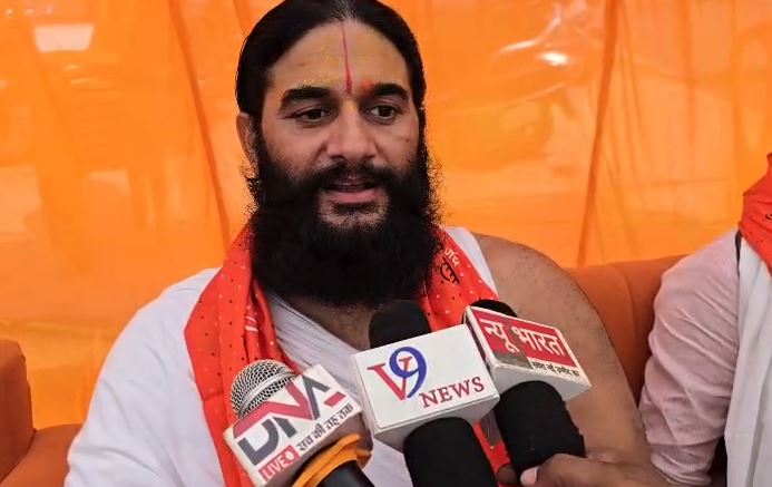 अयोध्या- श्रीमंगला श्रृंगार आरती सेवा समिति के भव्य भंडारे में उमड़ा श्रद्धा का सैलाब, सेवा भाव से अभिभूत हुए संत-महंत व श्रद्धालु