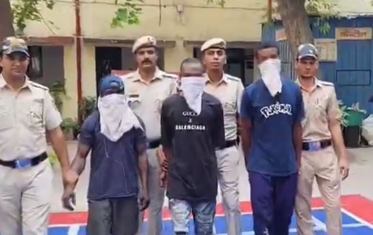 Delhi- ड्रग तस्करी नेटवर्क का पर्दाफाश, पुलिस ने तीन आरोपियों को किया गिरफ्तार, इनमें दो विदेशी