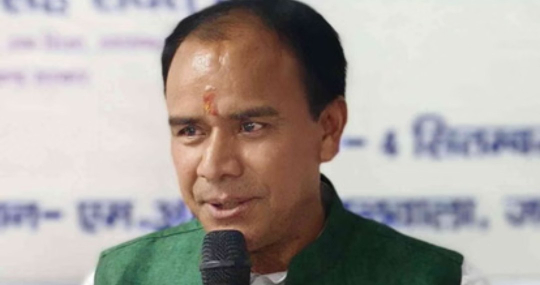 देहरादून- शिक्षा मंत्री के आदेश, सरकारी स्कूलों में मिड डे मील योजना में हेराफेरी की होगी जांच