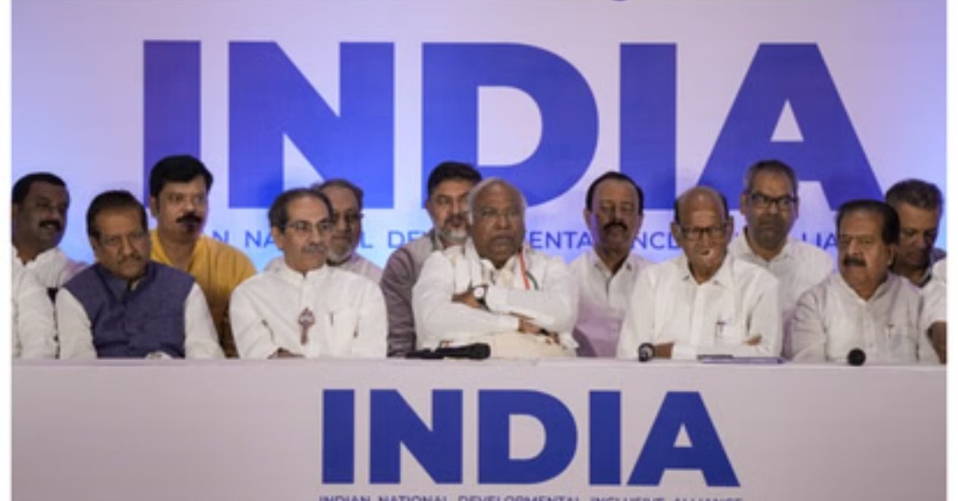Meeting: इंडिया ब्लॉक की बैठक शुरू, खरगे-राहुल, सोनिया-ममता, अखिलेश-तेजस्वी समेत कई नेता मौजूद