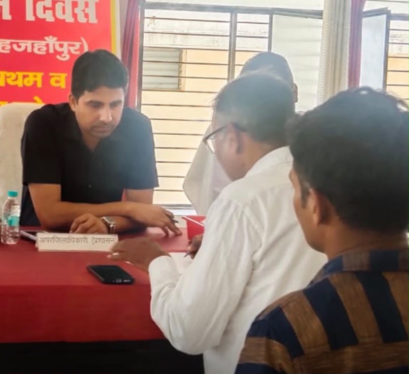 ADM Hears Public Grievances at Tehsil Diwas, 3 resolved on the spot out of 30 complaints