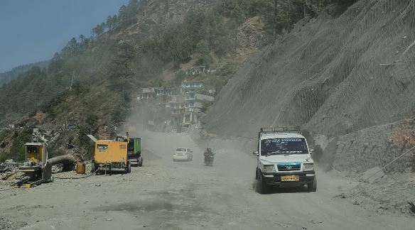 हरिद्वार- प्रदेश के 34 ग्रामीण मार्ग बंद, सबसे अधिक चमोली प्रभावित, साढ़े 11 घंटे बंद रहा बदरीनाथ हाईवे