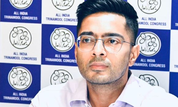 बढ़ीं मुश्किलें- पश्चिम बंगाल में TMC सांसद अभिषेक बनर्जी के दफ्तर पर बुलडोजर की कार्रवाई
