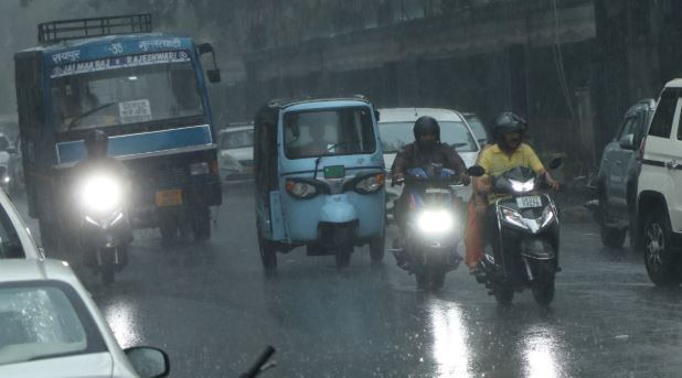 उत्तराखंड Weather: प्रदेश में आज भी बारिश की चेतावनी, देहरादून, हरिद्वार समेत कई जिलों में येलो अलर्ट जारी