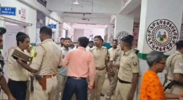 Bihar मंदिर में भगदड़:- लखीसराय के अशोकधाम मंदिर में भगदड़, 7 श्रद्धालुओं की मौत-कई घायल, प्रशासन क्या बोला?