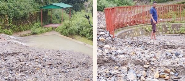 देहरादून- बारिश से धारकोट-बड़ेरना मार्ग पर आया मलबा: प्राकृतिक गंधक पानी का स्रोत मलबे में दबा, वाहनों की आवाजाही बंद