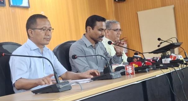 देहरादून- SIR नोटिस का निपटारा करने बुजुर्ग-दिव्यांगों के घर जाएंगे बीएलओ, बैठक में दिए गए निर्देश