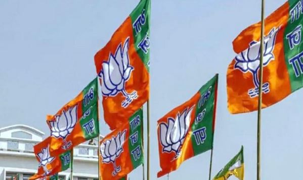 देहरादून- प्रदेश के 810 नए बूथों पर मजबूत टीम बना रही BJP, SIR के बाद बढ़ गई मतदान केंद्रों की संख्या