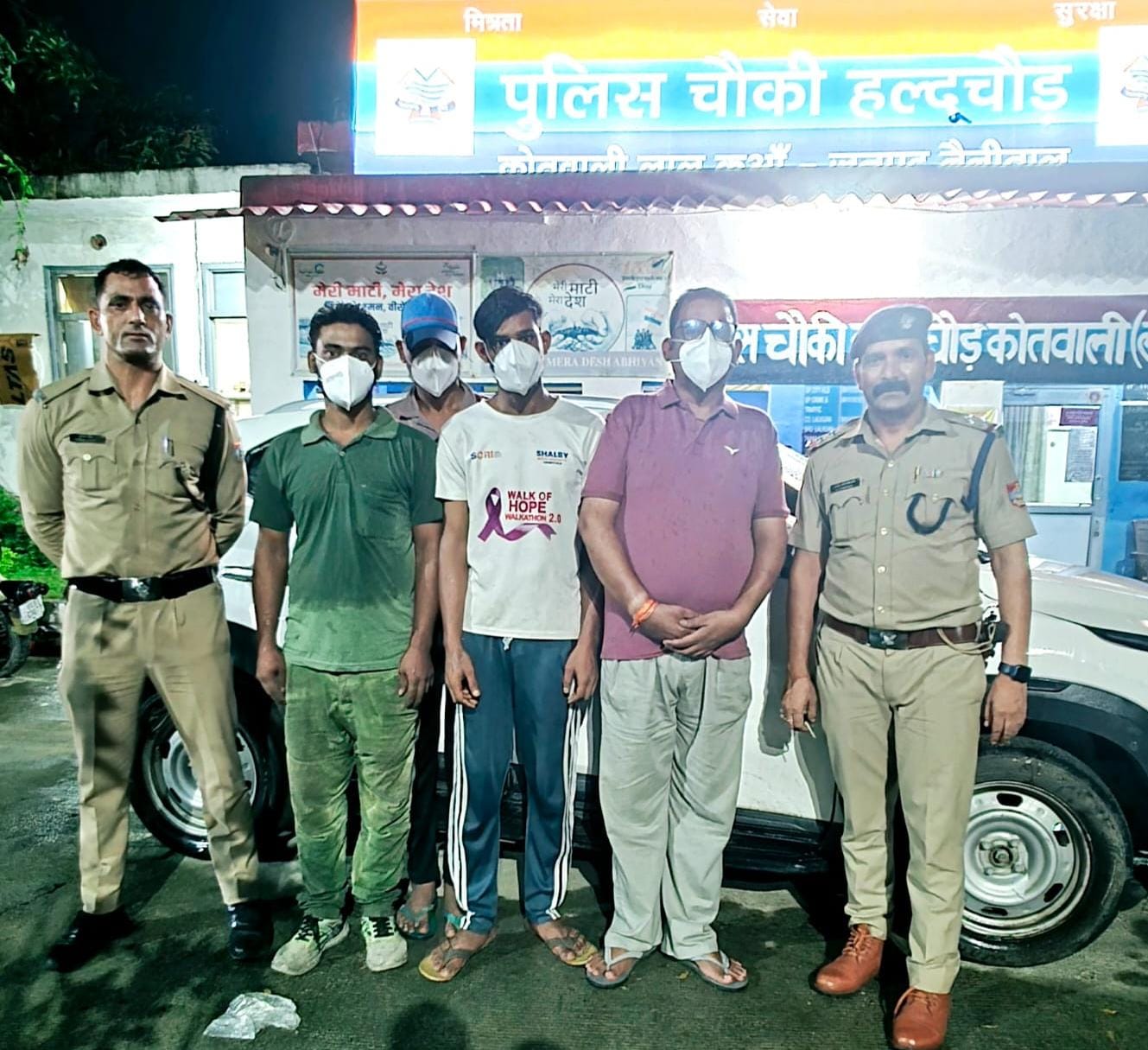 कार में बंधक बनाकर मारपीट व जान से मारने की धमकी देने वाले बलवन्त सिंह बिष्ट उर्फ गुड्डू व उसके 3 साथी गिरफ्तार।