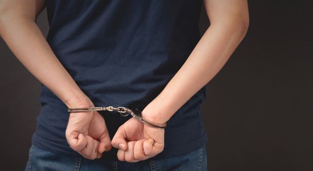 चमोली: राज बब्बर की सांसद निधि के गबन का मामला: कंस्ट्रक्शन कंपनी का जीएम लखनऊ से गिरफ्तार, गैर-जमानती वारंट था जारी