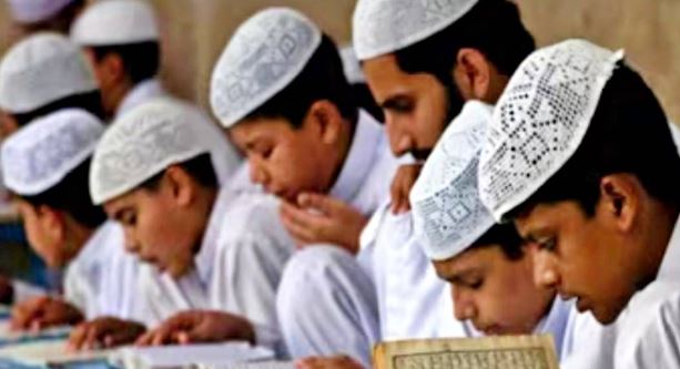 देहरादून- प्रदेश में 1 माह में मात्र एक फीसदी मदरसों ने ली मान्यता, प्राधिकरण को सौंपी गई जांच रिपोर्ट