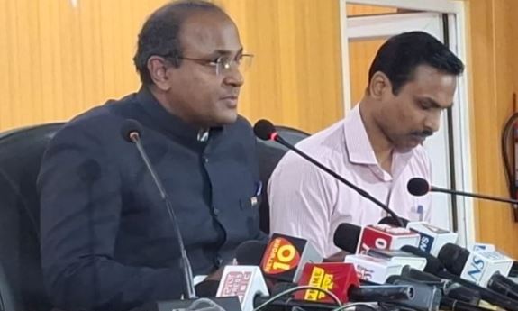 देहरादून- मुख्य निर्वाचन अधिकारी ने की प्रेसकांफ्रेंस, नए नाम जोड़ने सहित ये अहम जानकारियां भी दी