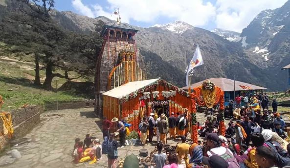 रुद्रप्रयाग- आज से फिर शुरू होगी द्वितीय केदार मद्महेश्वर की यात्रा, ट्रॉली संचालन के समय में किया बदलाव
