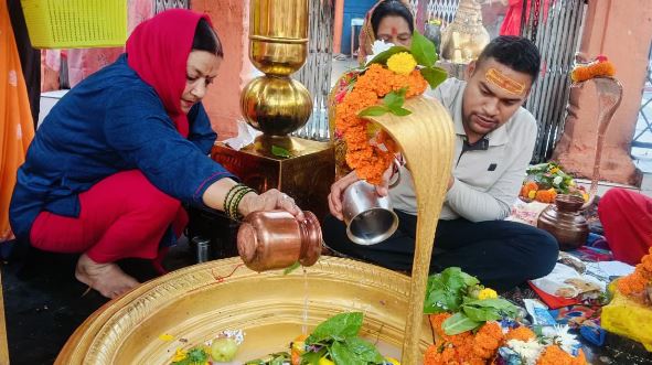 श्रावण शिवरात्रि – 135 वर्षों बाद दुर्लभ संयोगों में मनाई गई शिवरात्रि, शिवालयों में जलाभिषेक को उमड़े भोले के भक्त